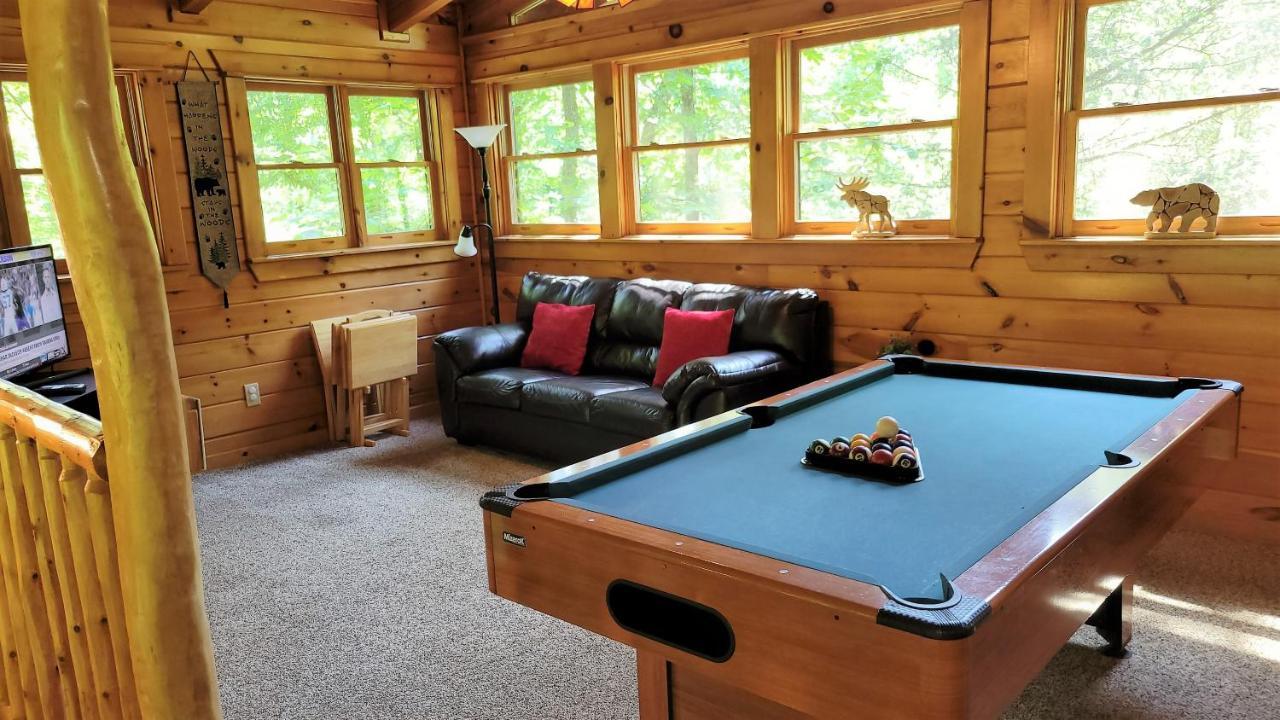 Mountain Joy -Private Treehouse Style Cabin That Sleeps 4-Free Tickets Gatlinburg Esterno foto