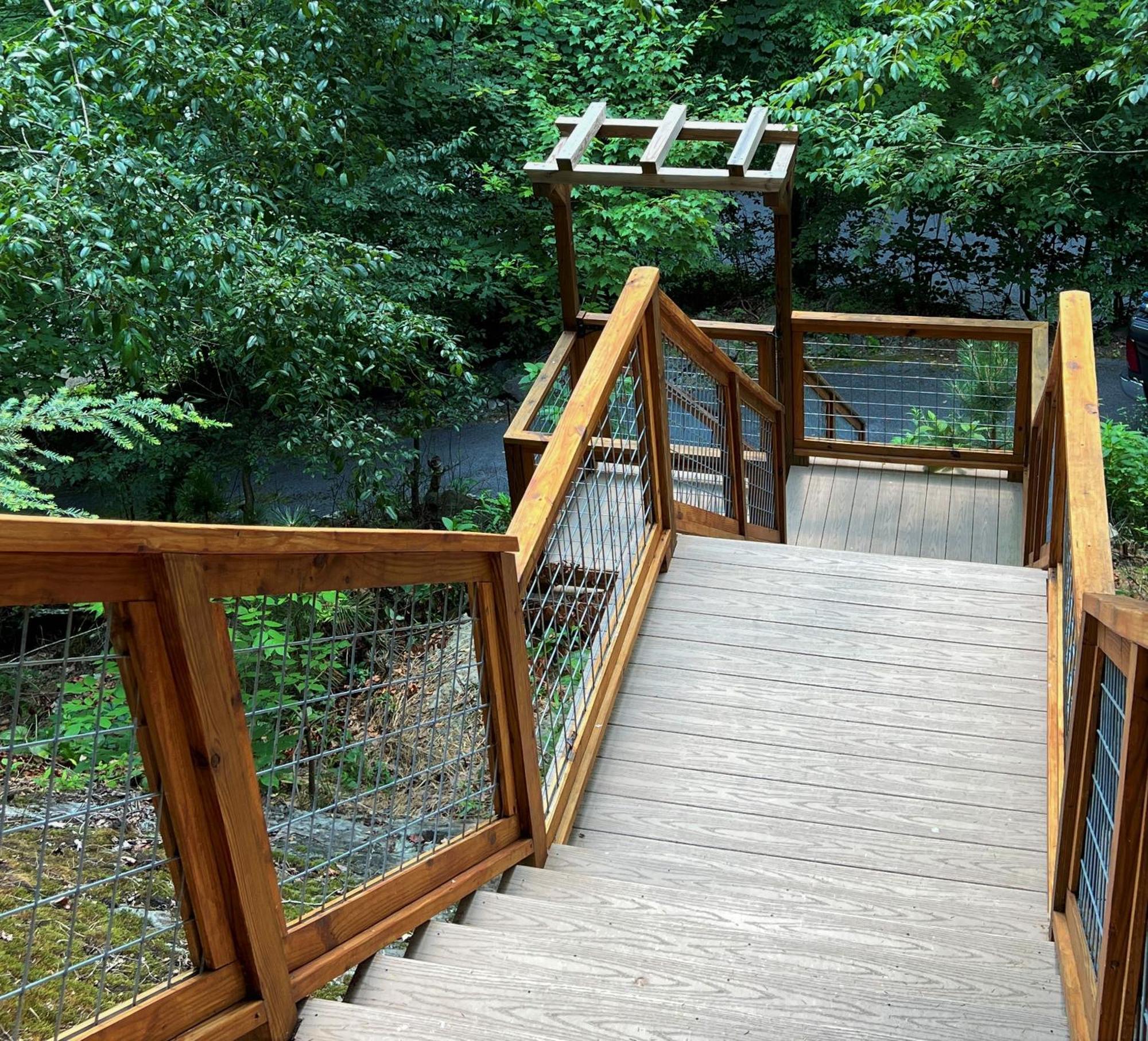 Mountain Joy -Private Treehouse Style Cabin That Sleeps 4-Free Tickets Gatlinburg Esterno foto